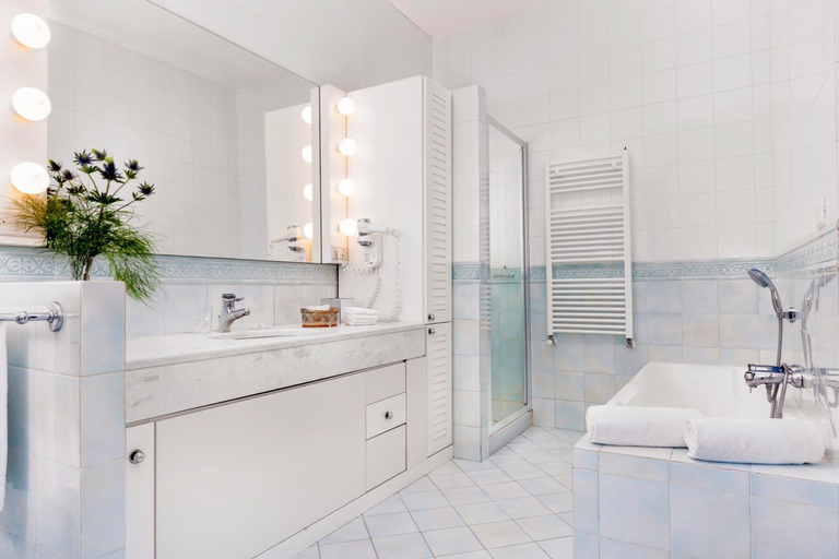 Bathroom 3, Villa Oriana Relais, Napoli