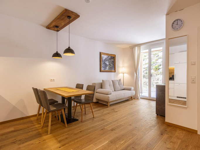 Others 3, Nice apartment with balcony or terrace, Murau