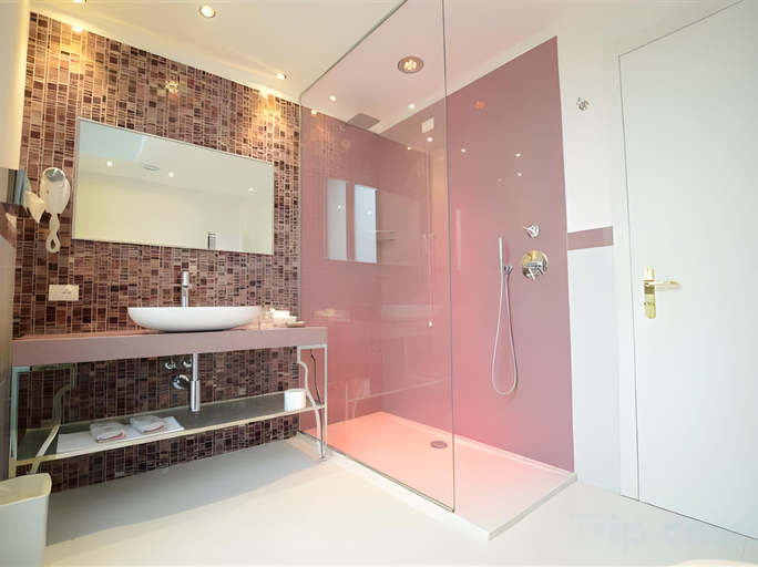 Bathroom 4, Hotel Campo Marzio, Vicenza