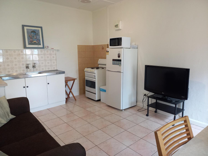 Others 3, Lakes Entrance Holiday Units, E. Gippsland - Bairnsdale