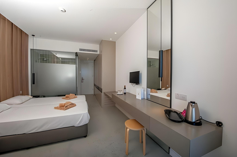 Bedroom 3, Piere Anne Beach Hotel