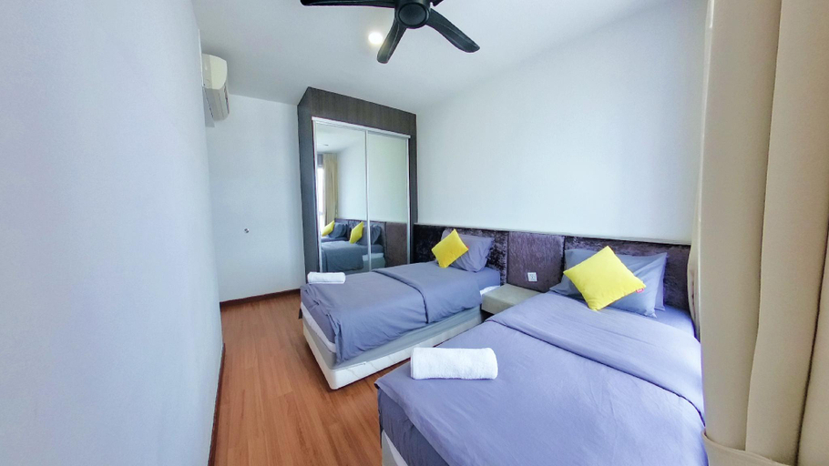 Bedroom 3, Up to 9 Pax, I-City, ISuite FREE WIFI 50" Smart TV, Shah Alam