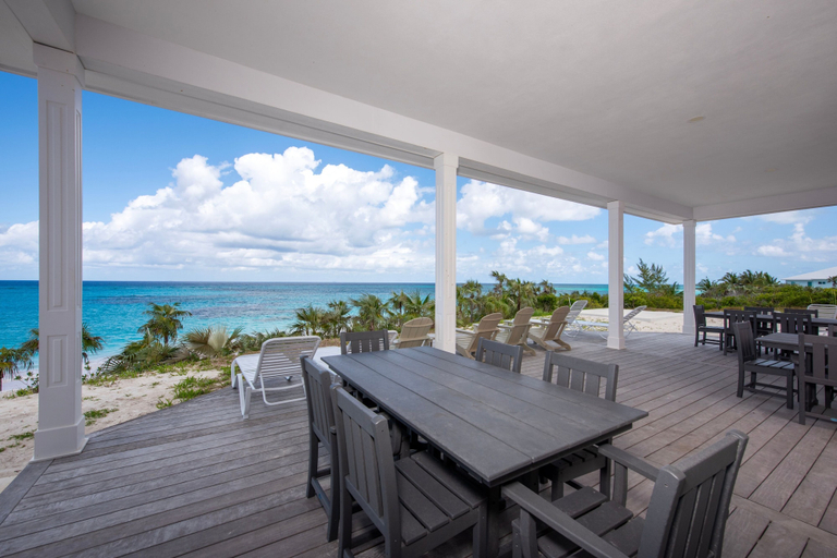 Food & Drinks, Pink Sands Point 10 Bedroom Estate