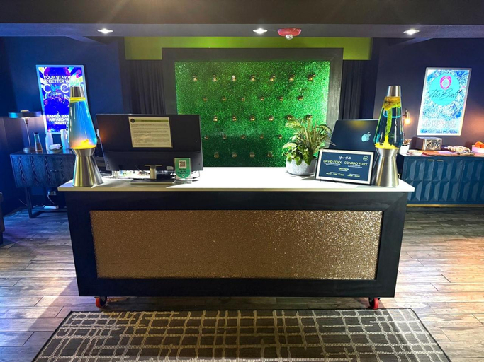 Public Area 2, Mari Jean Hotel - All Adults Welcome, Pinellas