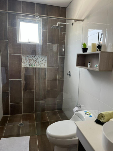 Bathroom 5, Hotel Santa Sofia, Caparrapí