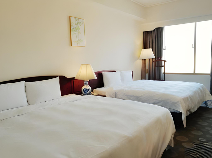 Bedroom 2, T Hotel, Taichung