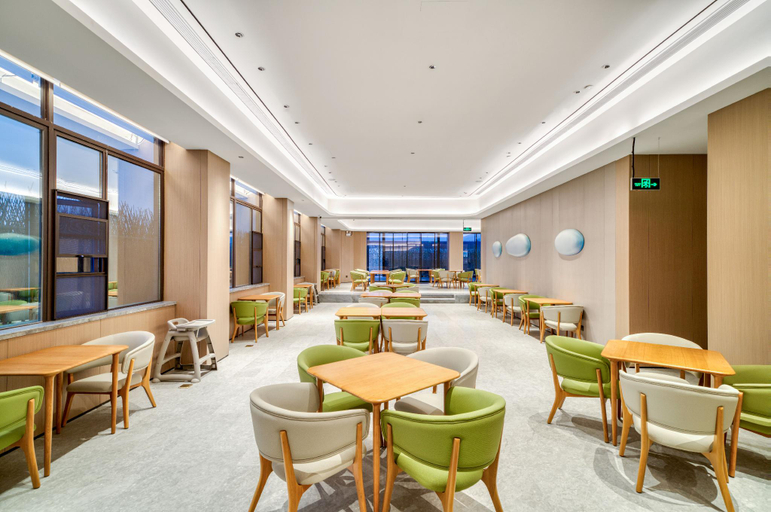Food & Drinks 5, Ji Hotel Shanghai Pudong Airport Chuansha Road, Shanghai