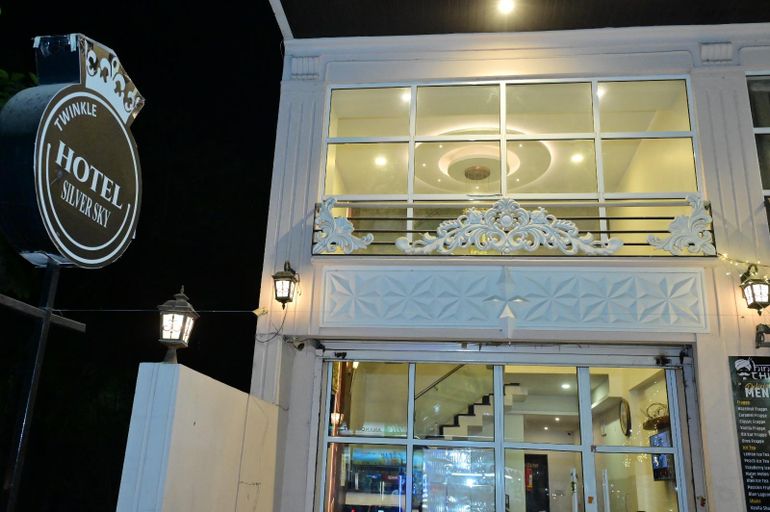 Exterior & Views 5, Wishotel Xpress Silver Sky, Indore