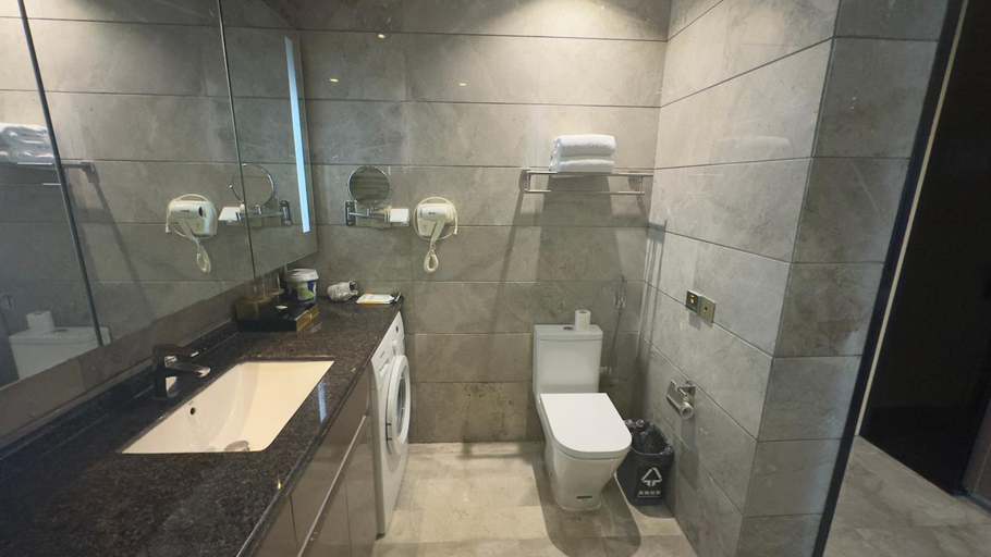Bathroom 4, Green Lemon Tree International Apartment Amall Branch, Guangzhou