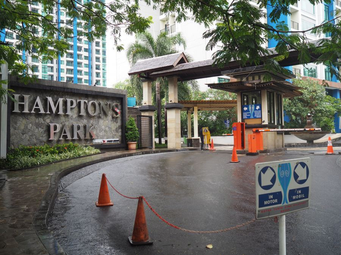 Exterior & Views 3, Hampton’s Park Pondok Indah with Spacious living room, South Jakarta