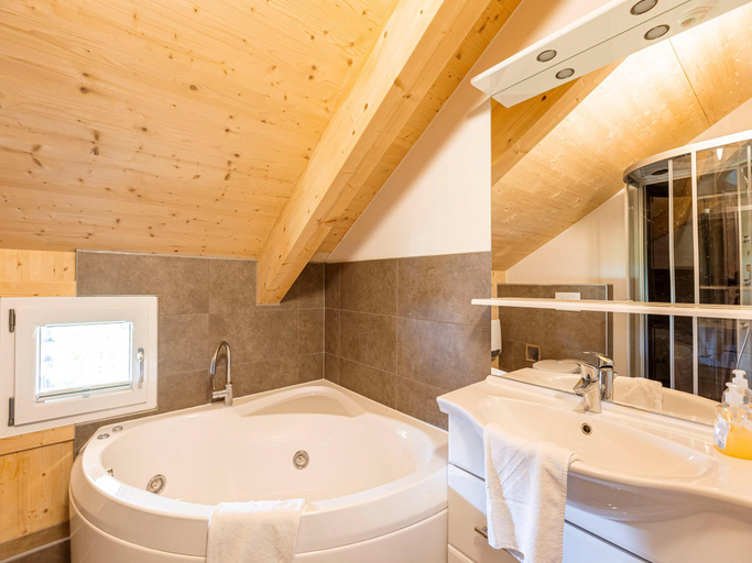 Bathroom, Nice chalet with whirlpool, Murau