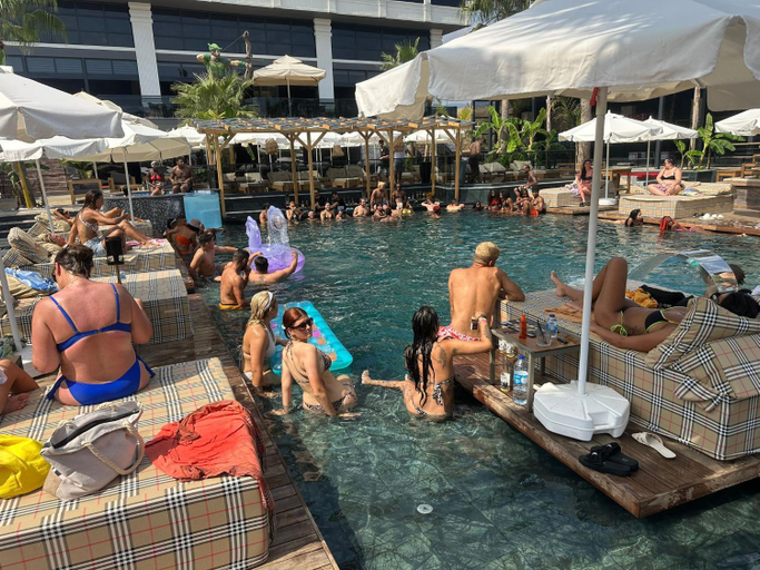 Swimming pool 4, Club Robi̇n Hood Hotel, Alanya
