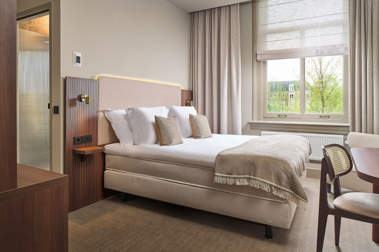 Bedroom 2, The Saints Hotel, 's-Hertogenbosch