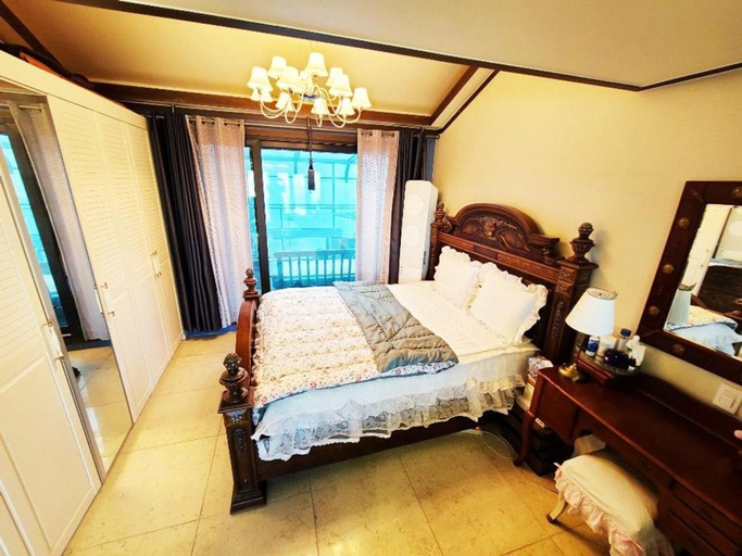Bedroom 2, Paju Sunrise Village Pension, Paju