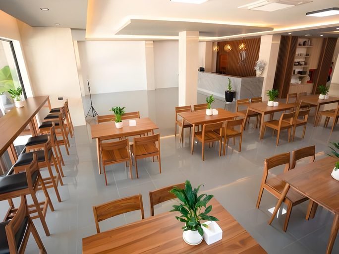 Food & Drinks 5, M&M hotel, Vangvieng