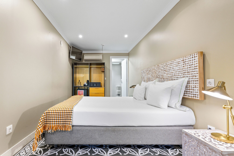 Bedroom 3, Casa do Patio by Shiadu, Lisbon