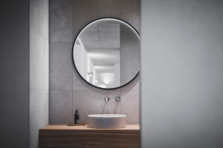 Bathroom 3, Hotel Adler, Bolzano