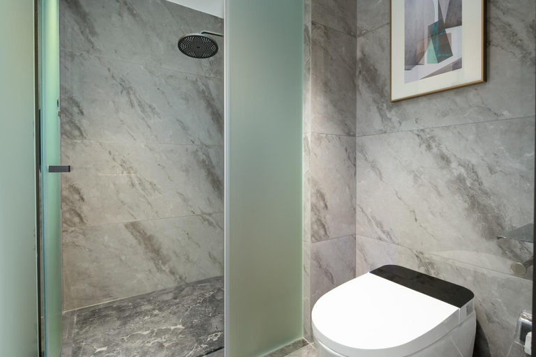 Bathroom 5, 7 Days Inn Guangzhou Liwan Road Branch, Guangzhou