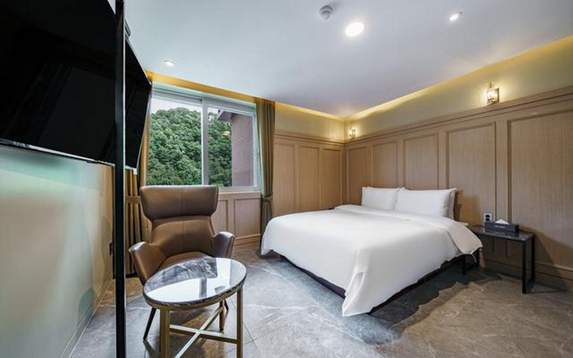 Bedroom 2, Pocheon Gwangneungsumogwon Alma, Pocheon