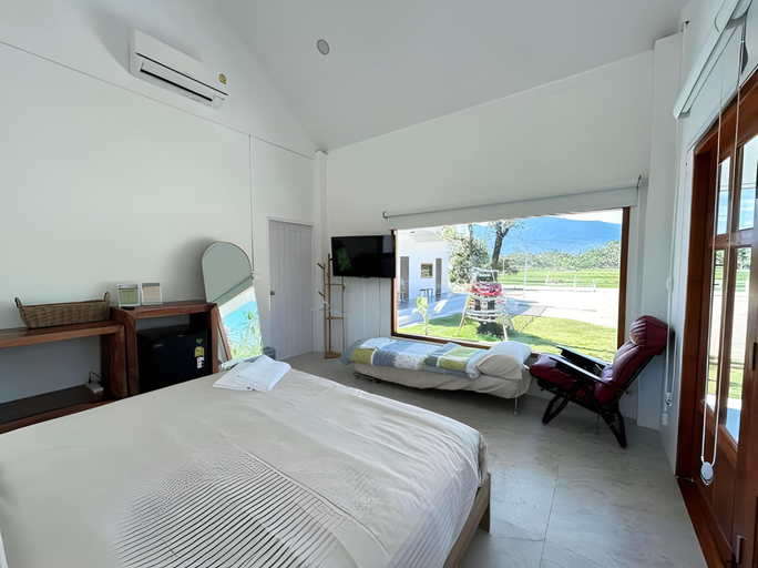 Others 4, Chan Chun Home, Thap Sakae