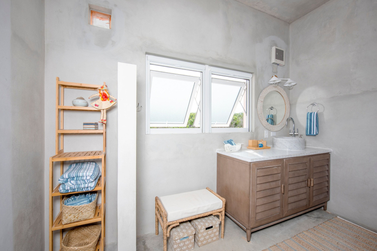 Bathroom 4, Sephora House 4 Bedroom Home