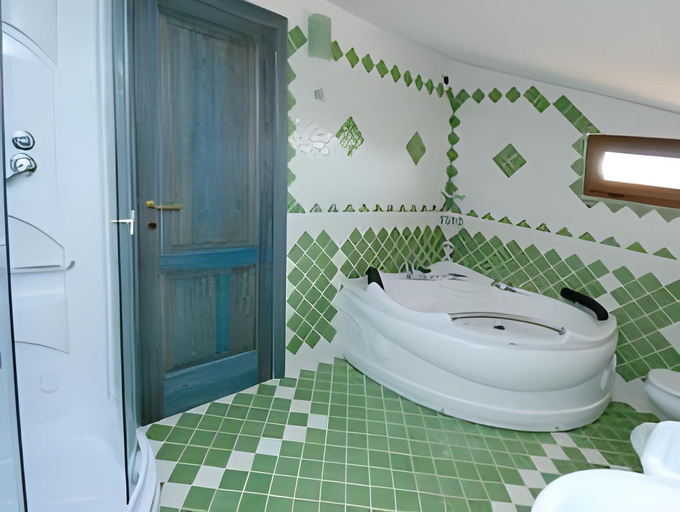 Bathroom 3, Hotel Club Ragno D'oro, Olbia-Tempio