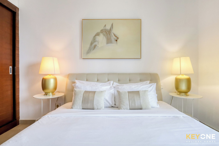 Bedroom 3, Sophisticated One Bedroom with full Marina View, Dubai