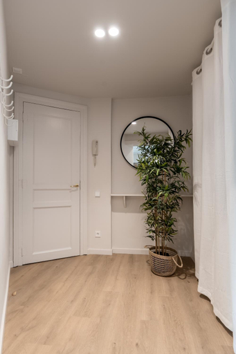 Public Area, Caterina 1840 N2, Barcelona