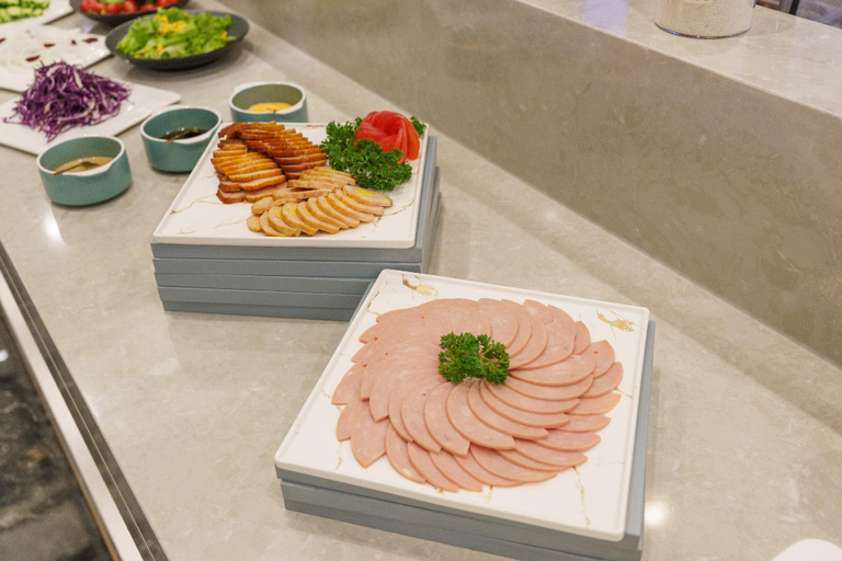 Food & Drinks 5, Madison Hotel Dalian Zhongshan Square Seaview, Dalian
