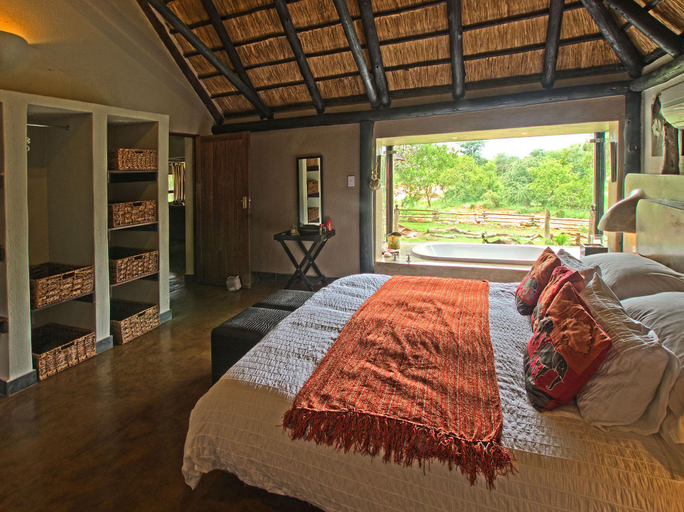 Bedroom 2, Raptor Retreat Game Lodge, Mopani