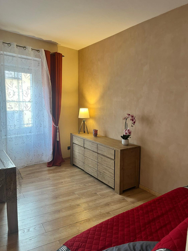 Bedroom, Hotel Restaurant Les Arcades, Aude