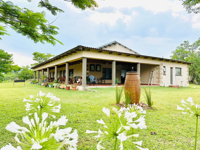 Others 3, Berto's Lodge, Nhlambeni