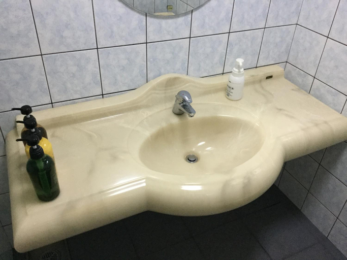 Bathroom 5, VILLA UNARIZAKI, Taketomi