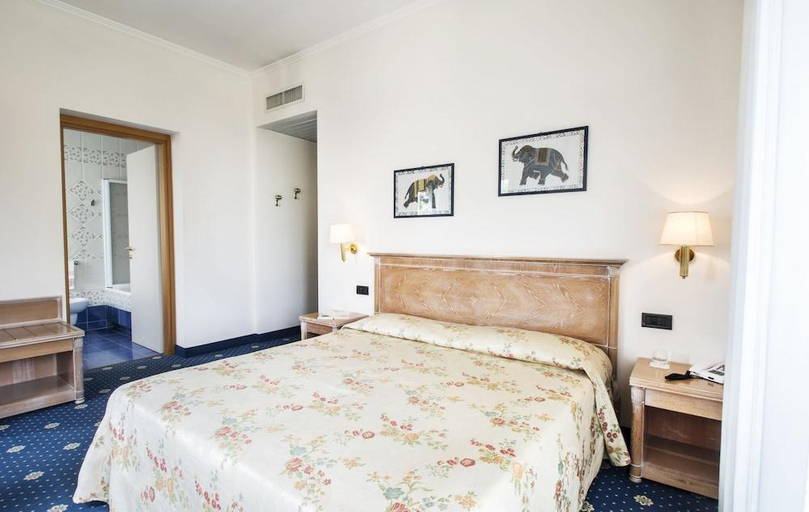 Bedroom 3, Hotel Lido La Perla Nera, Verbano-Cusio-Ossola