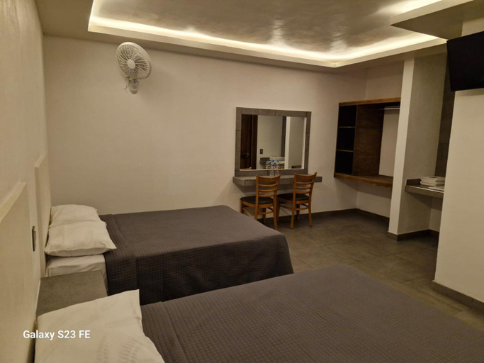 Bedroom 2, Hotel Nahui, Temascalapa