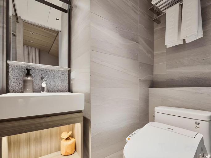Bathroom 3, Orange Hotel-Hanzhong, Taipei City