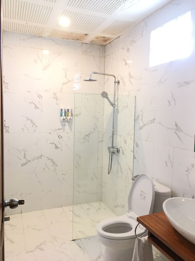 Bathroom 5, Spring Hill Hotel Ruteng, Manggarai
