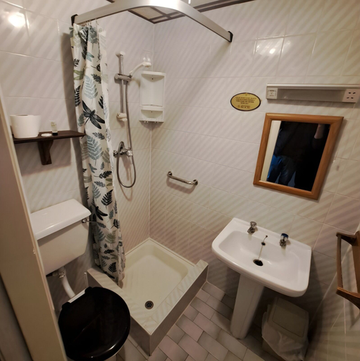 Bathroom 3, St Elmo Hotel, Blackpool