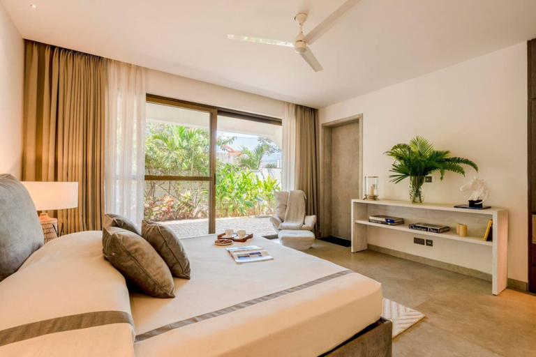 Room 3, Lux 4bhk w Elevated Pool 3km to Beach Lazy Duck, North Goa
