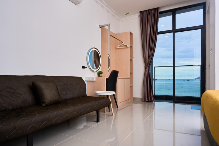 Others 5, The Shore By HF Suits, Kota Kinabalu