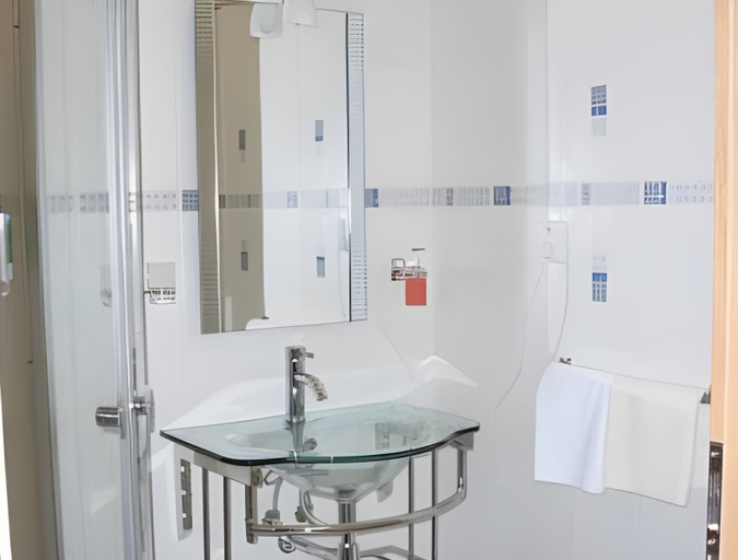 Bathroom 3, Hotel Harmonie, Brno-Venkov