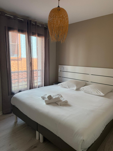 Bedroom 3, Hotel Aquarius, Pyrénées-Orientales