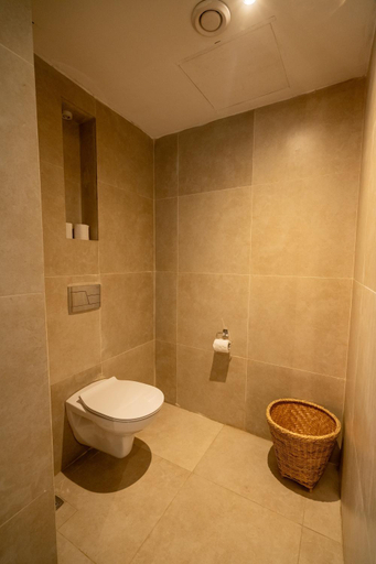 Bathroom 5, Nana Mountain Resort Mt. Annapurna View, Gandaki