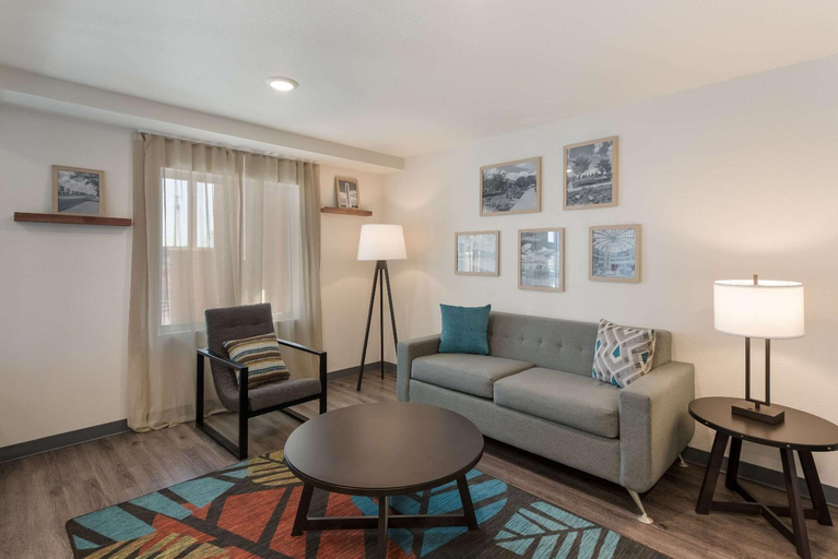 Public Area 3, Woodspring Suites Dayton North, Montgomery