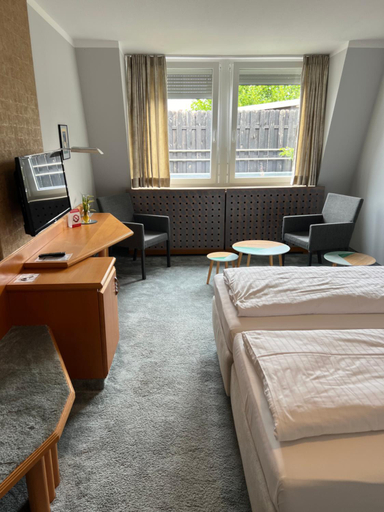 Bedroom 2, Lachnerhof, Erlangen