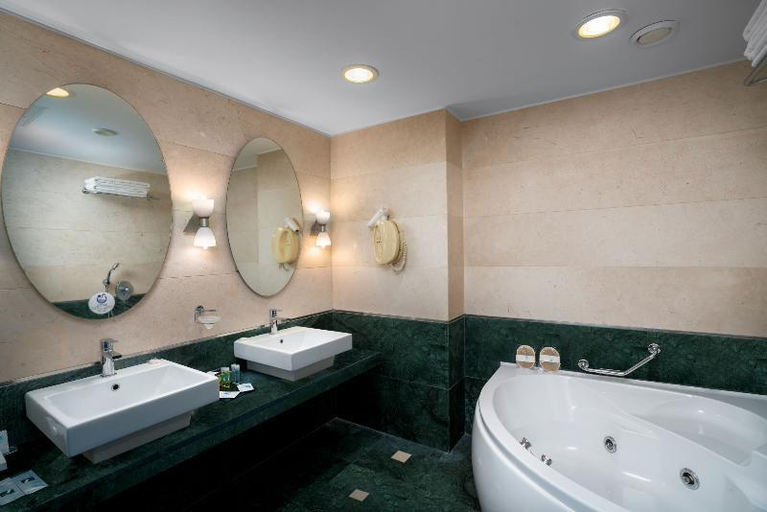 Bathroom 5, Grand Hotel Konya, Selçuklu