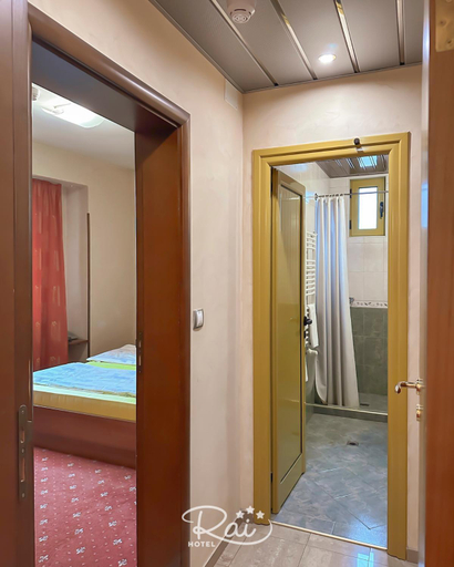 Bedroom 2, Hotel Rai, Stolichna
