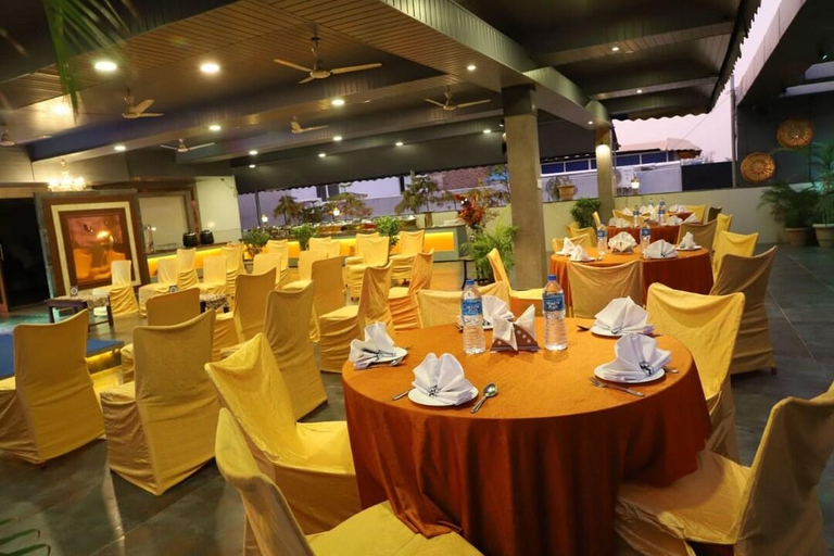 Food & Drinks 4, Hotel Kings Park, Indore
