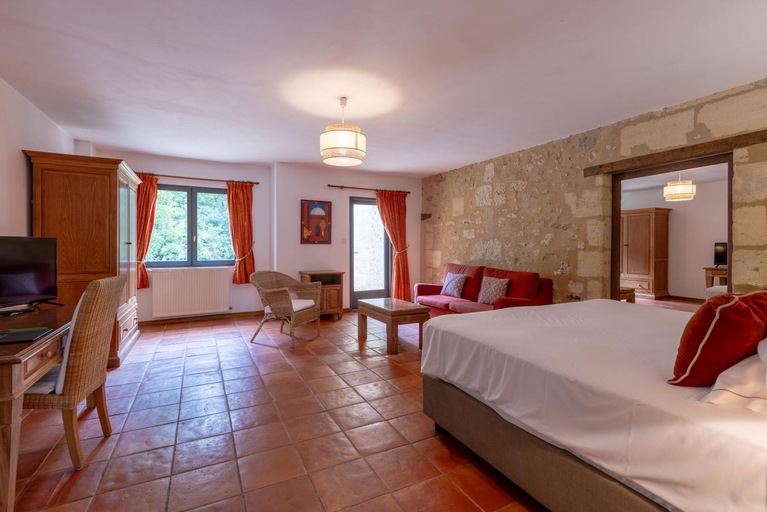 Bedroom 3, Chateau de Sanse, Gironde