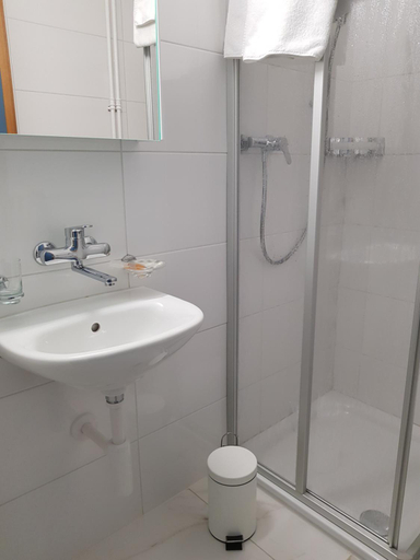 Bathroom 5, Hotel Elite Self-Check-in, Sankt Gallen